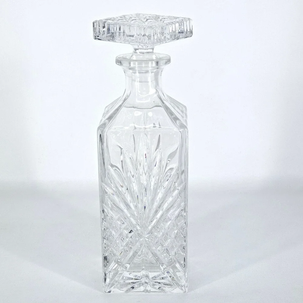 Cut Crystal Glass Whiskey Decanter‎ Square Stopper 9.5